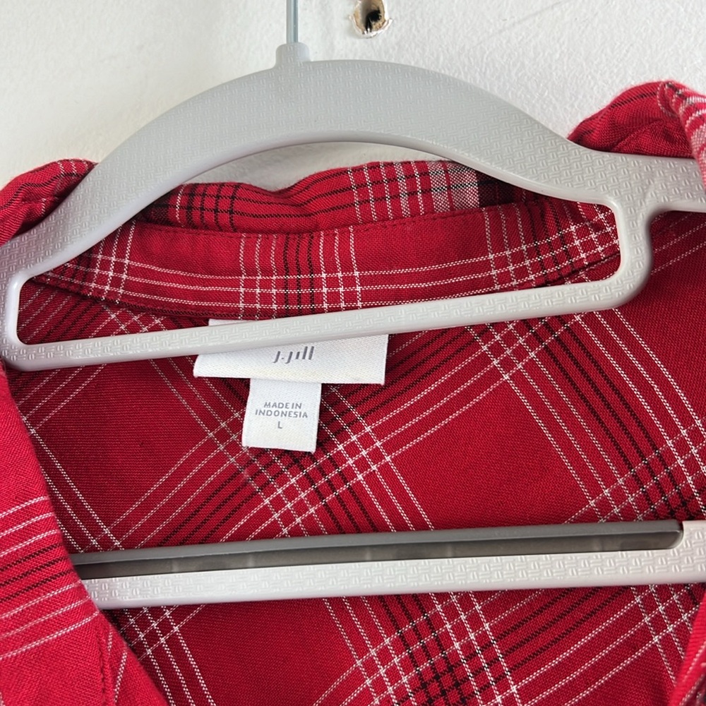 J. Jill Button Down Front Button Closure - image 5